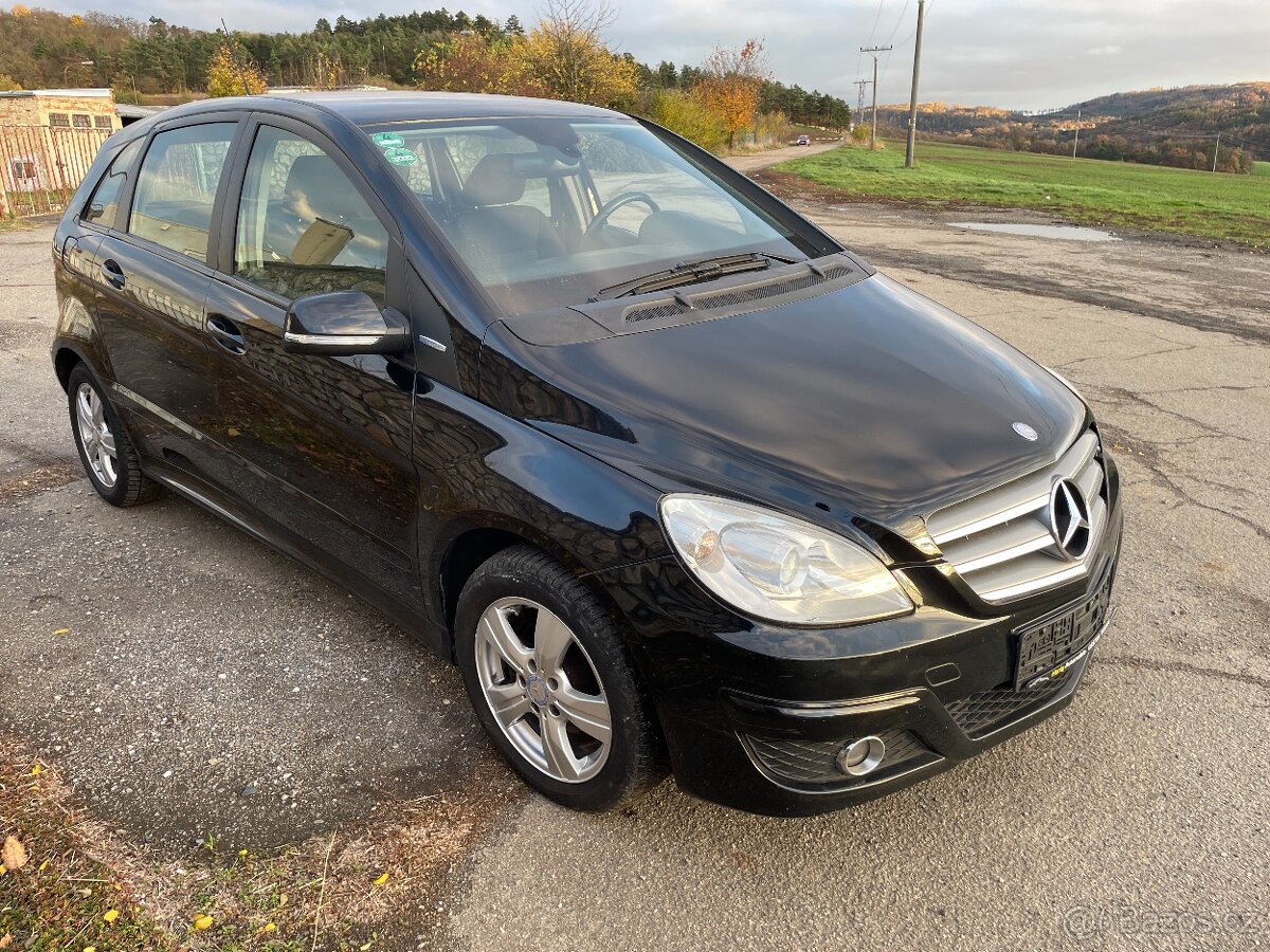 Mercedes-Benz w245 facelift B160 manuál