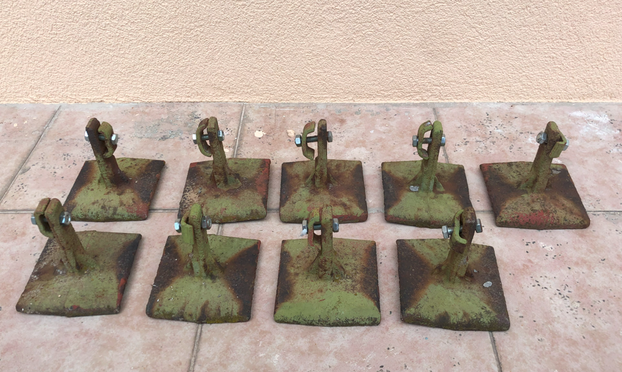 Podpěra hromosvodu na plochou střechu