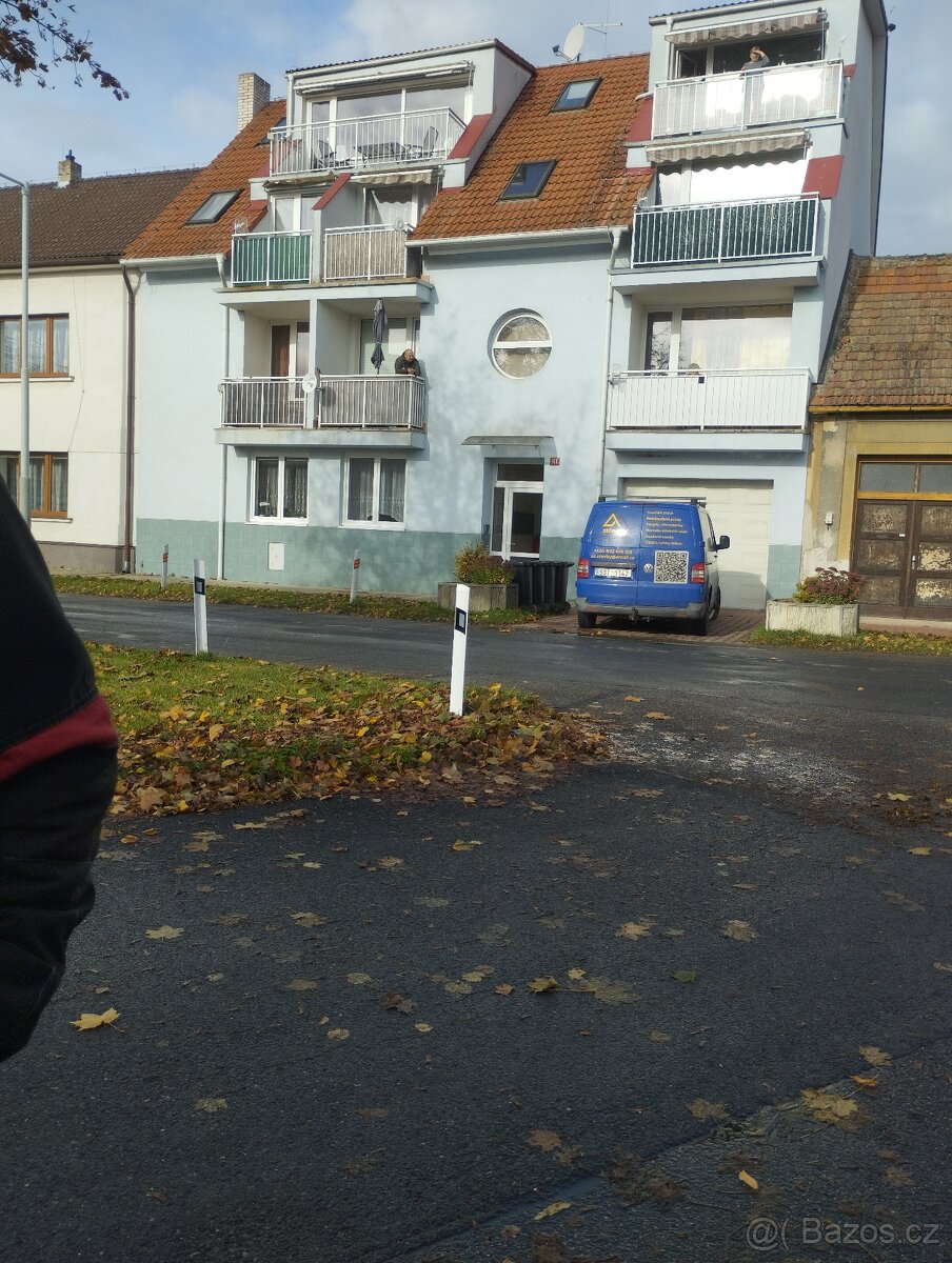 Pronájem bytu mestec kralove