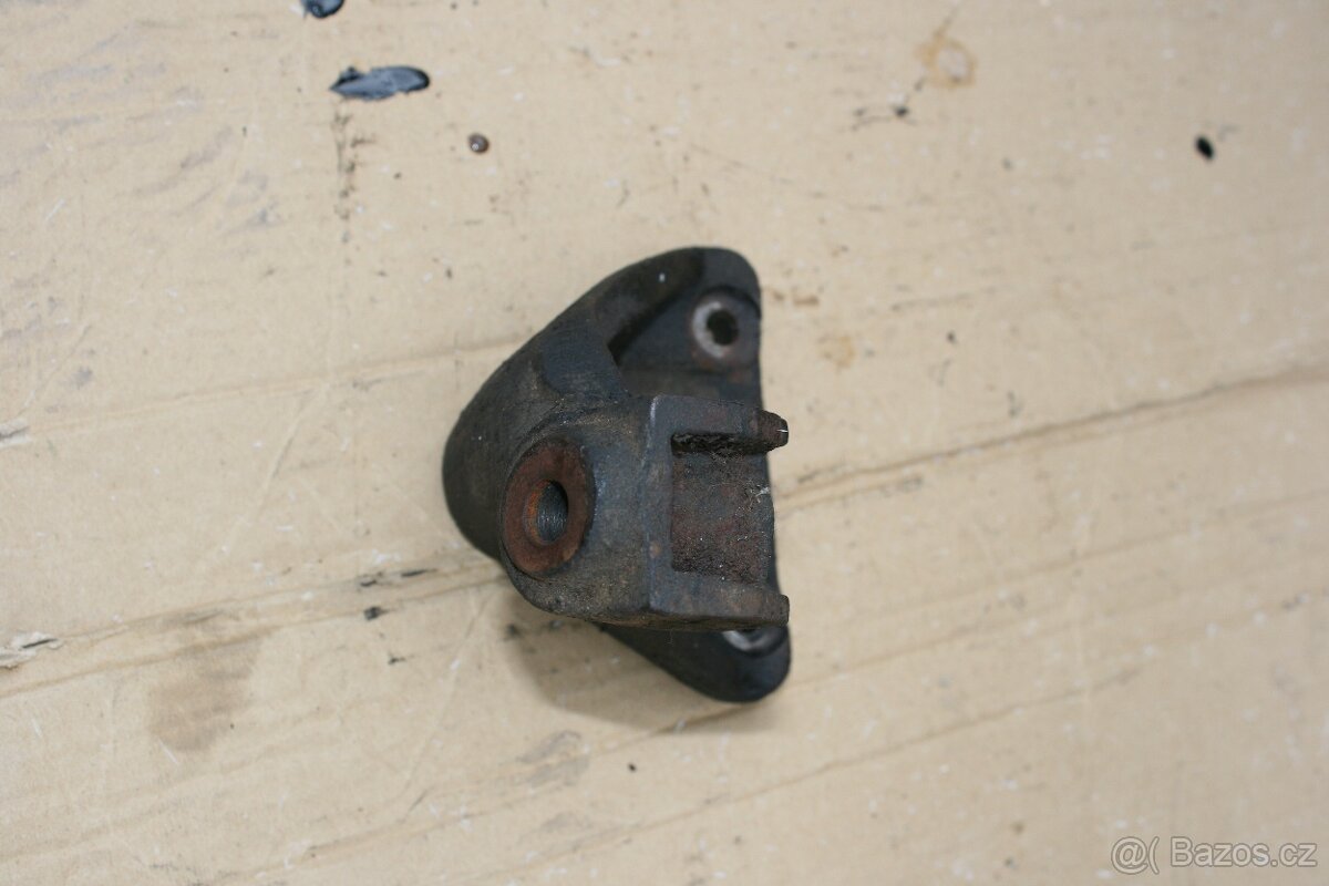 Držáky motoru VW LT motor 2,8 AUH, BCQ