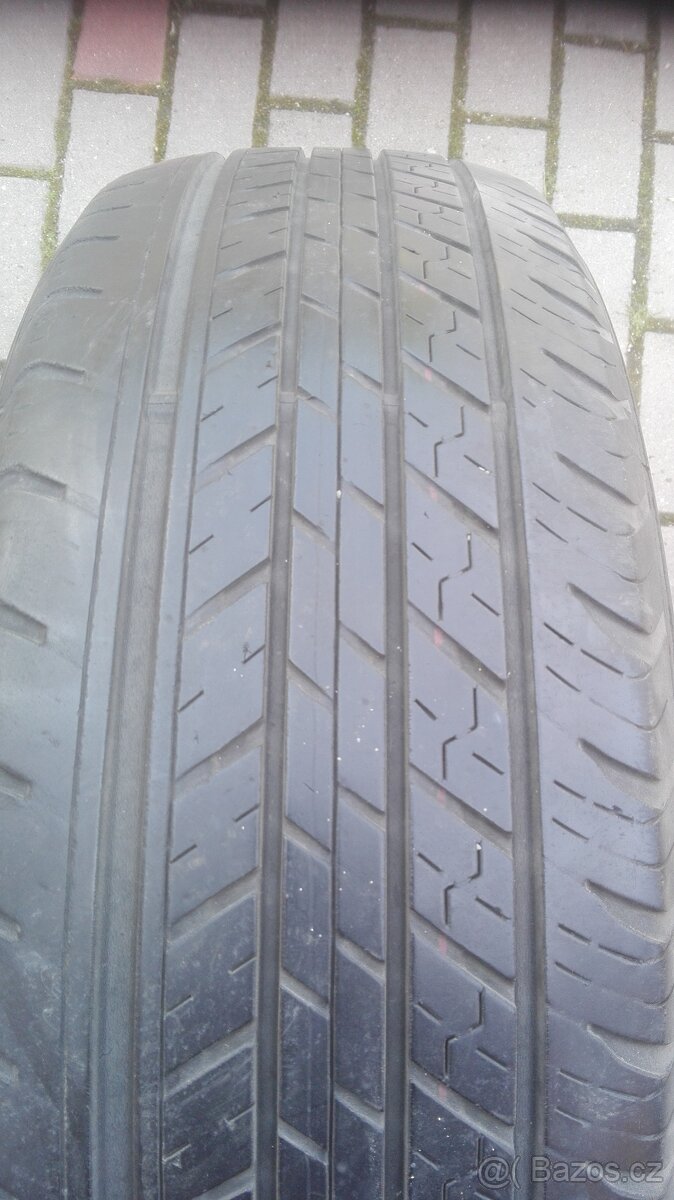 Dunlop 225/60 R18 DOT08