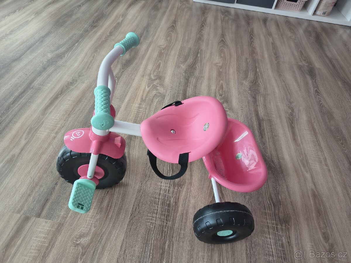 Dětská šlapací tříkolka s vodící tyčí