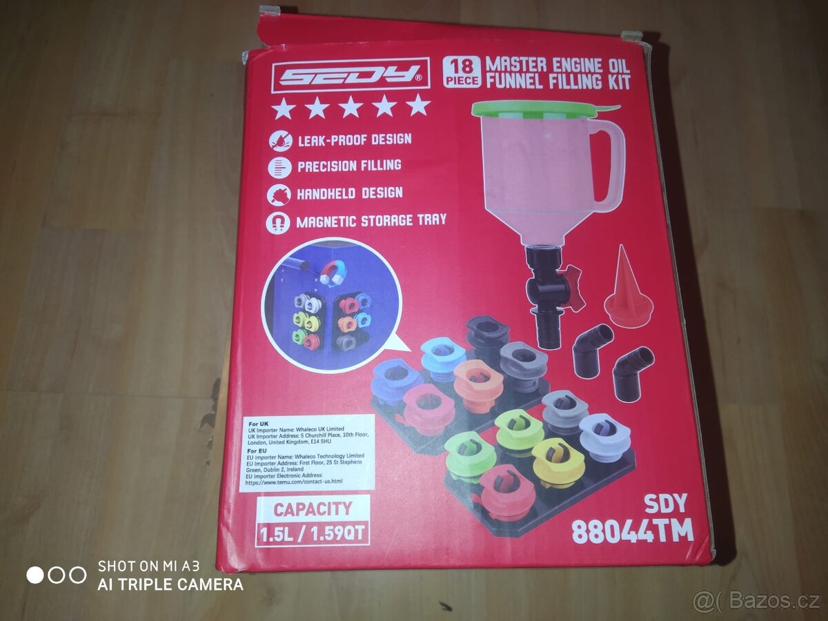 Trychtýř na motorový olej