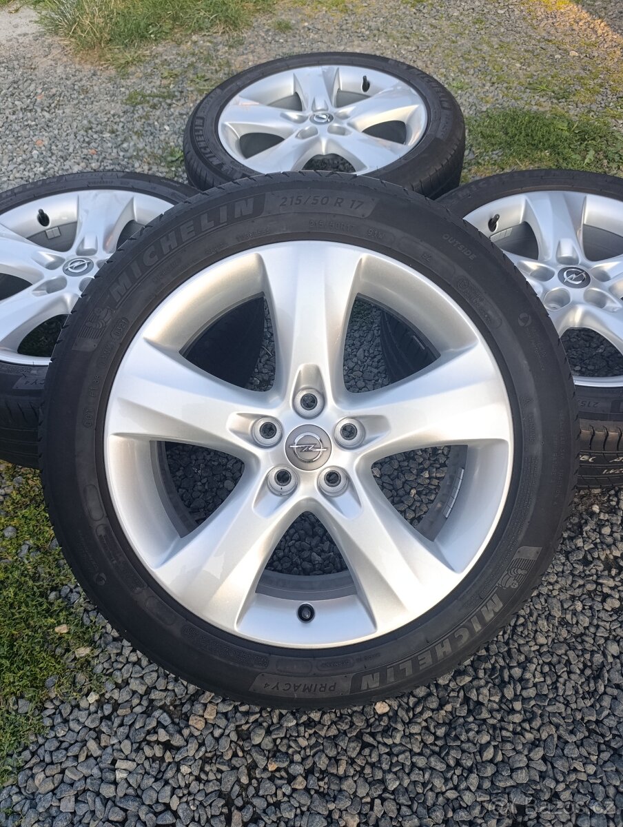 Alu disky R17 Opel 5x105
