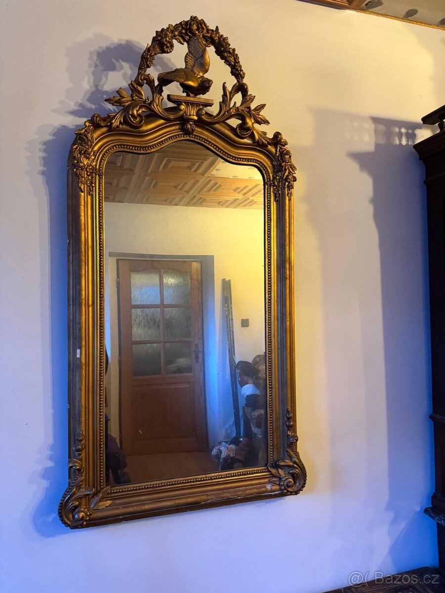 Starožitné zrcadlo