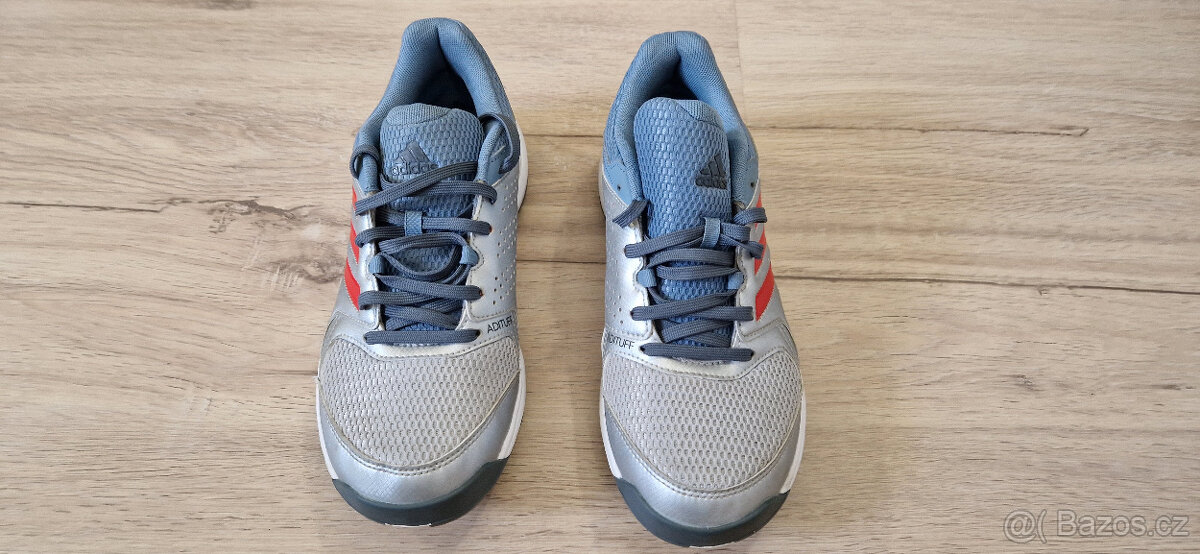 Adidas Essence univerzální sálová bota