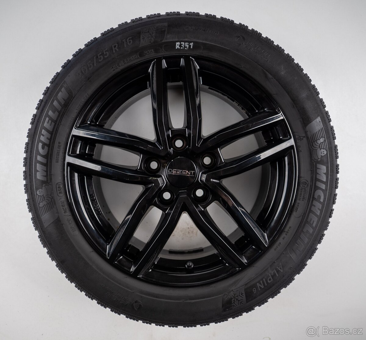 Toyota Corolla - 16" alu kola - Zimní pneu