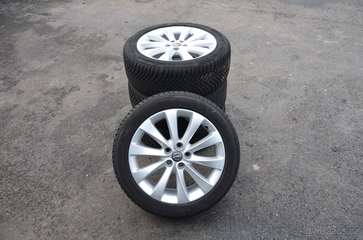 Opel Astra J - celoroční alu kola 215/50 R17