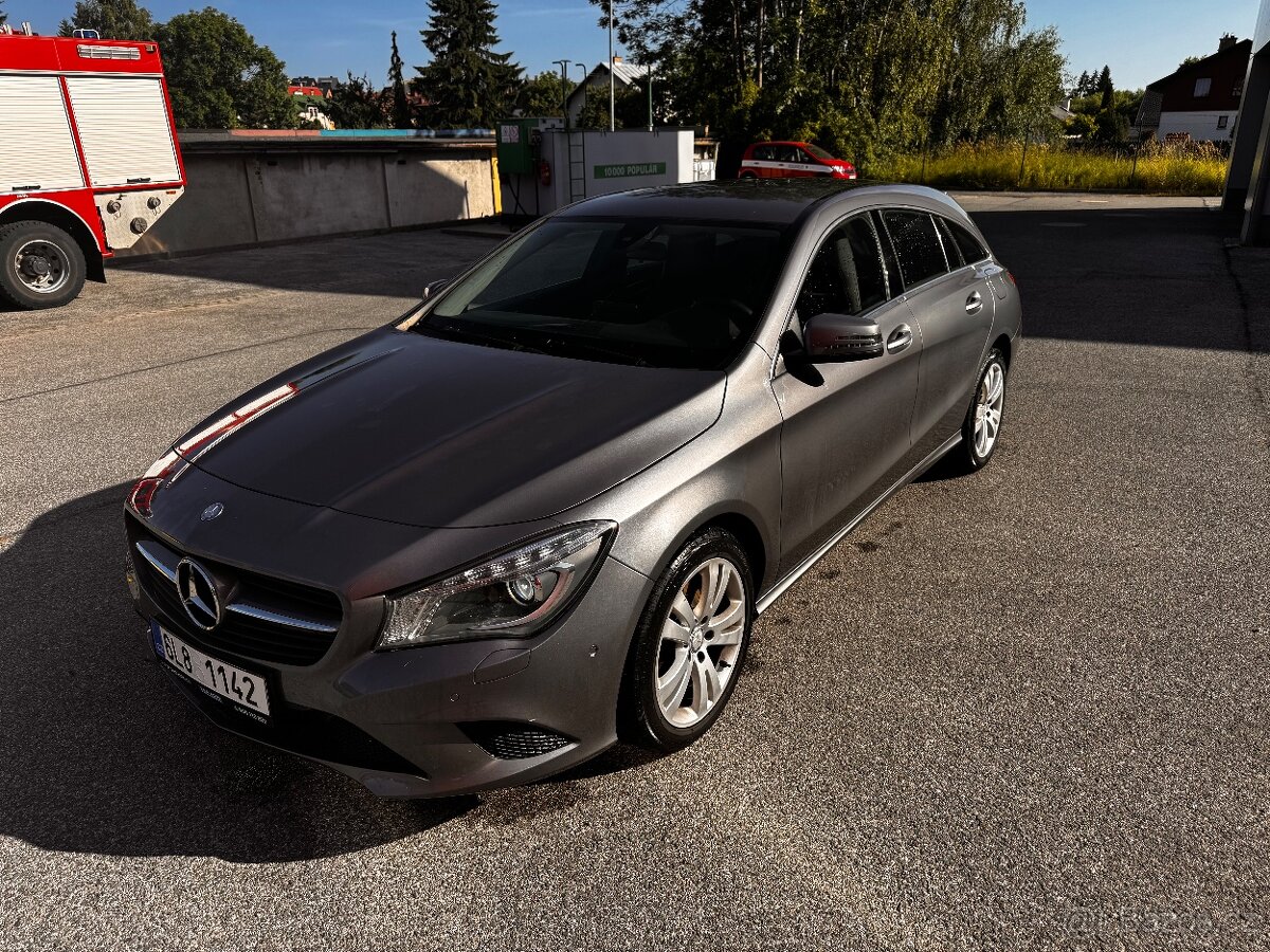 Mercedes‑Benz CLA (VIN: WDD1179121N393228)