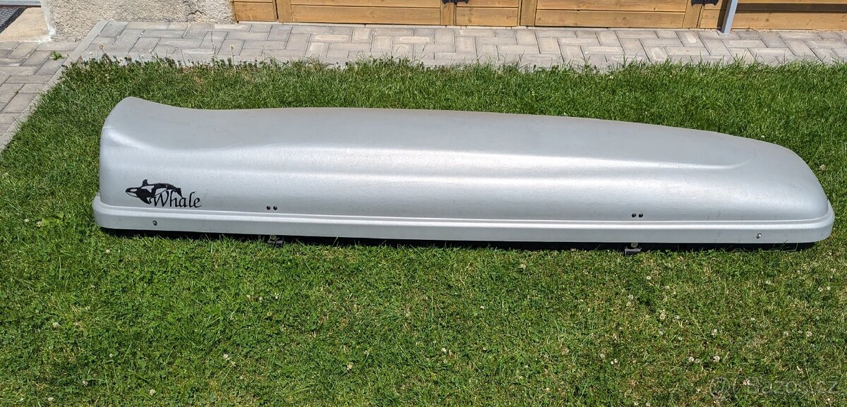 Střešní box, rakev na auto