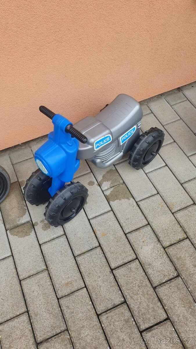 Dětske odrážedlo