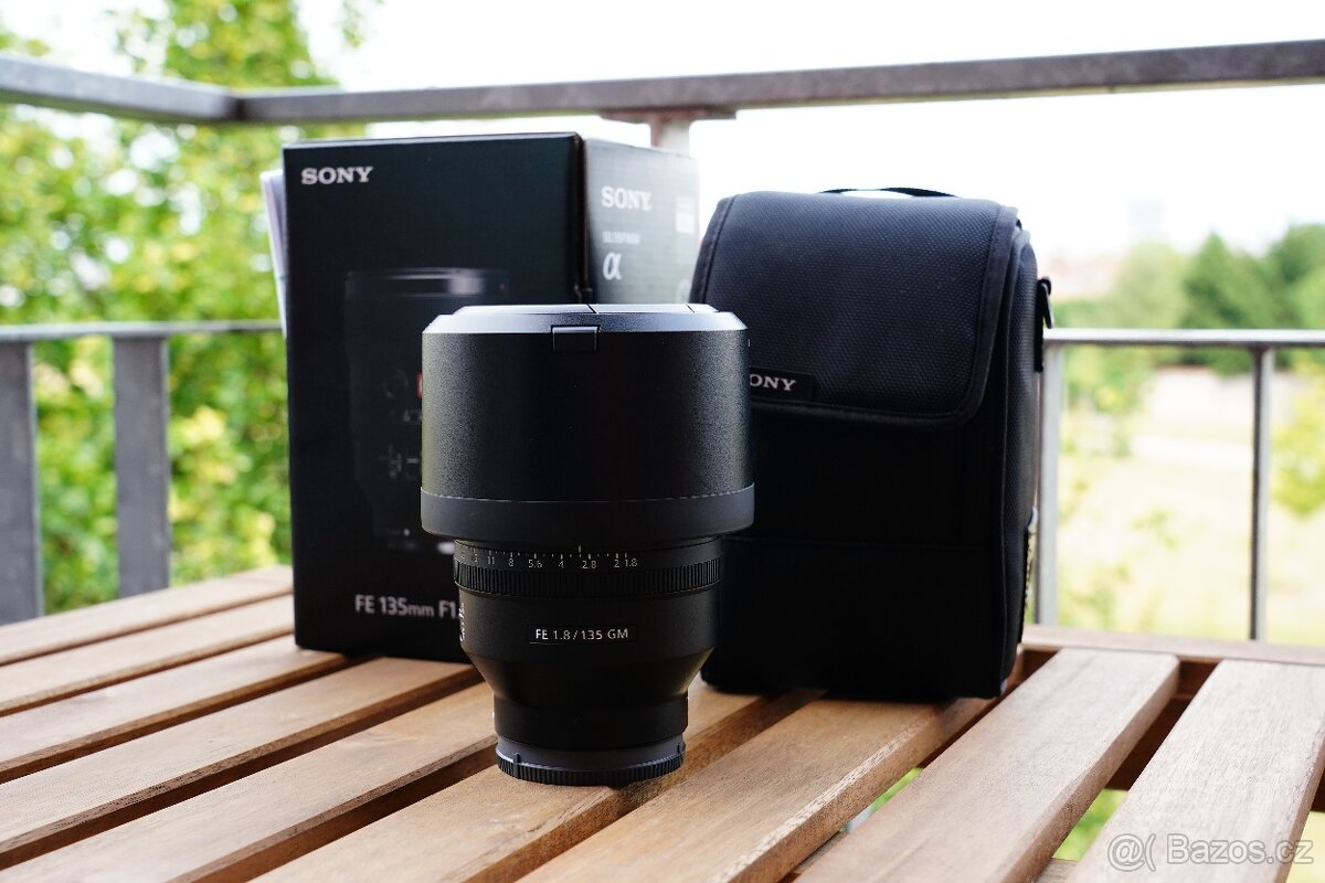 Sony FE 135mm f/1.8 GM