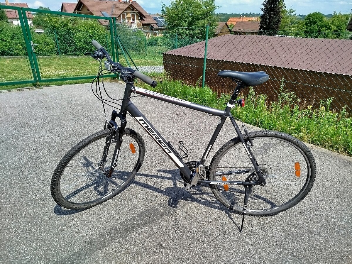 Prodám trekové kolo Merida