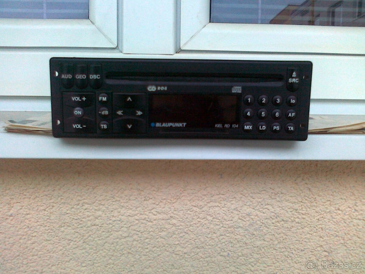 Prodám autorádio BLAUPUNKT-....,