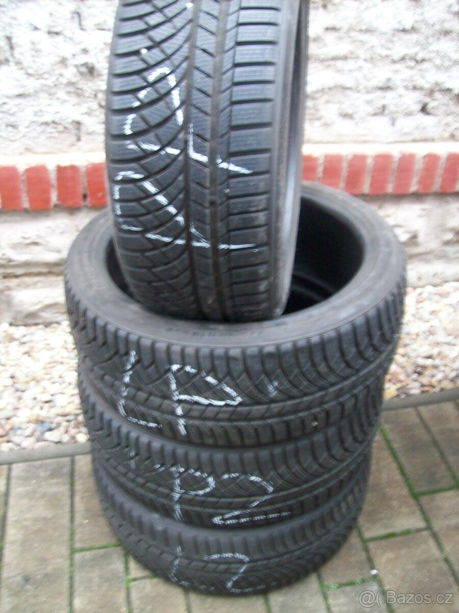 sada zimní pneu Octavia IV RS 225.40.19" 95%