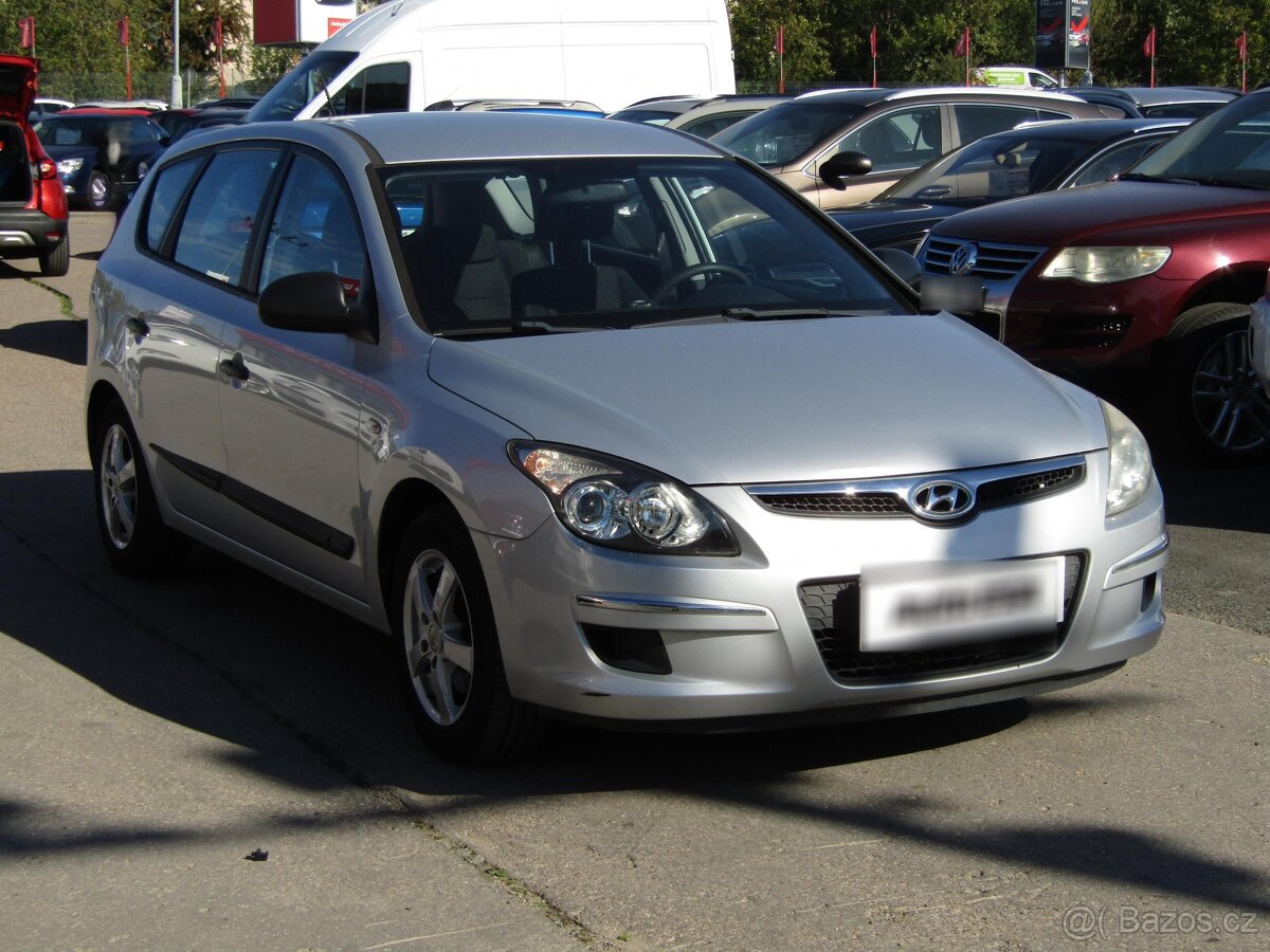 Hyundai I30 1.6 CVVT , 93 kW benzín, 2010