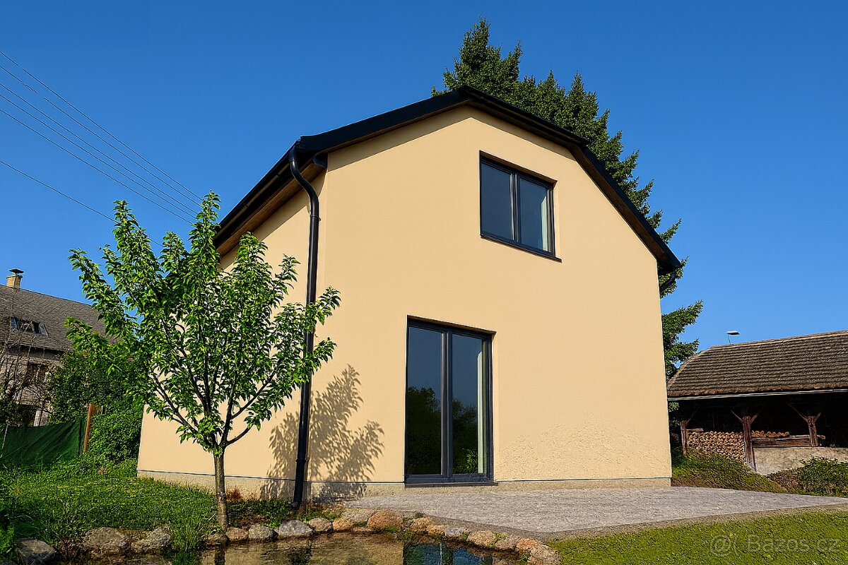 Slunný RD s krásným výhledem; Tetětice, 40 min. od Brna