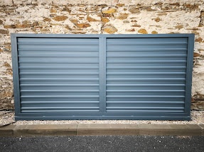 Brána samonosná 2000x1600 hliníková