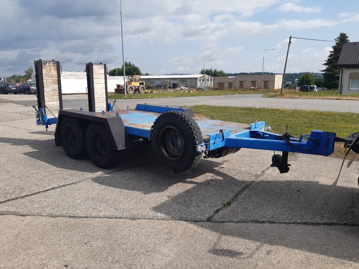 Podvalník ZDT na přepravu stavebních strojů