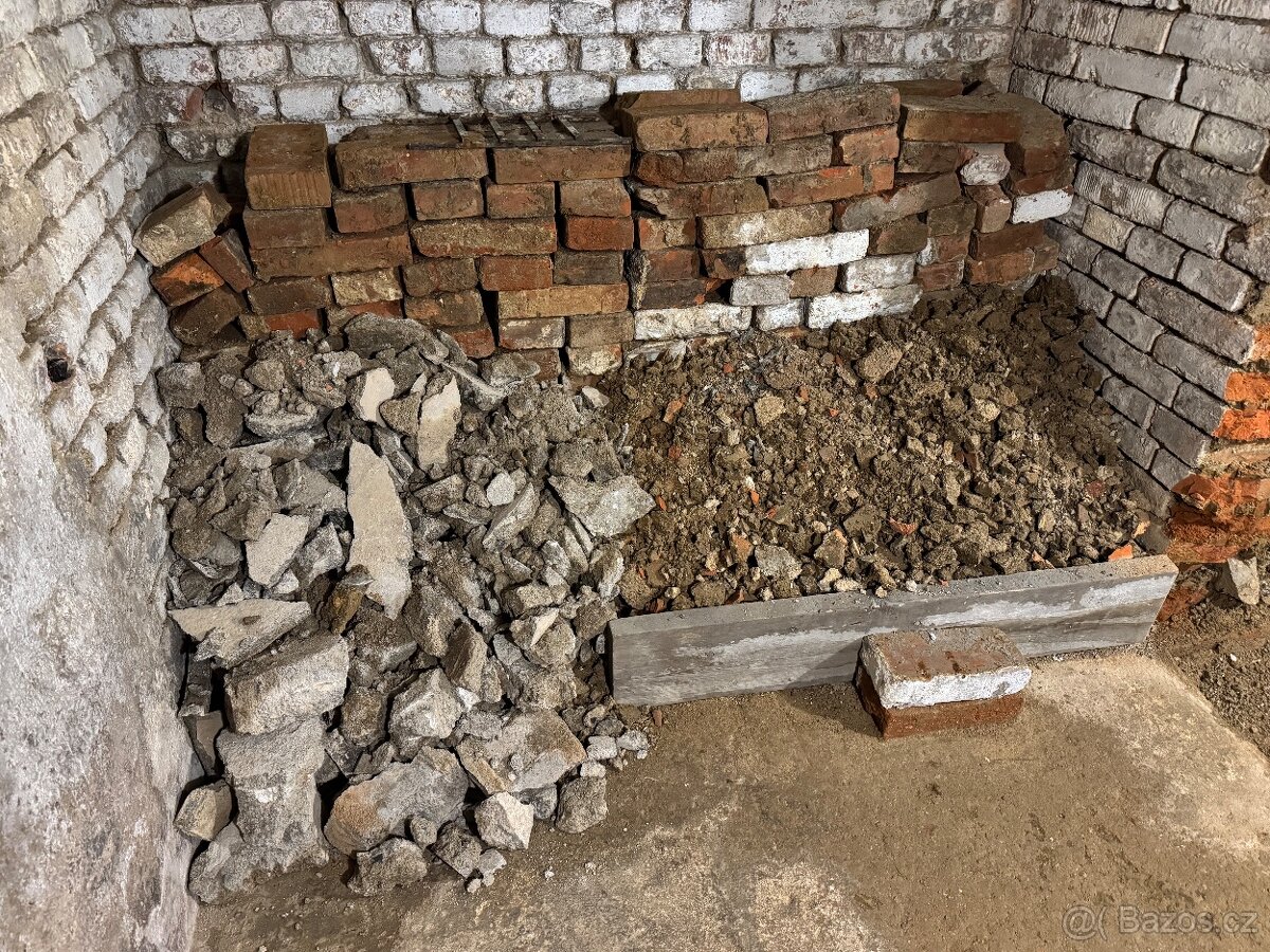 Cihly, hlína-jíl, stavební suť a zbytek směs ZDARMA ZA ODVOZ