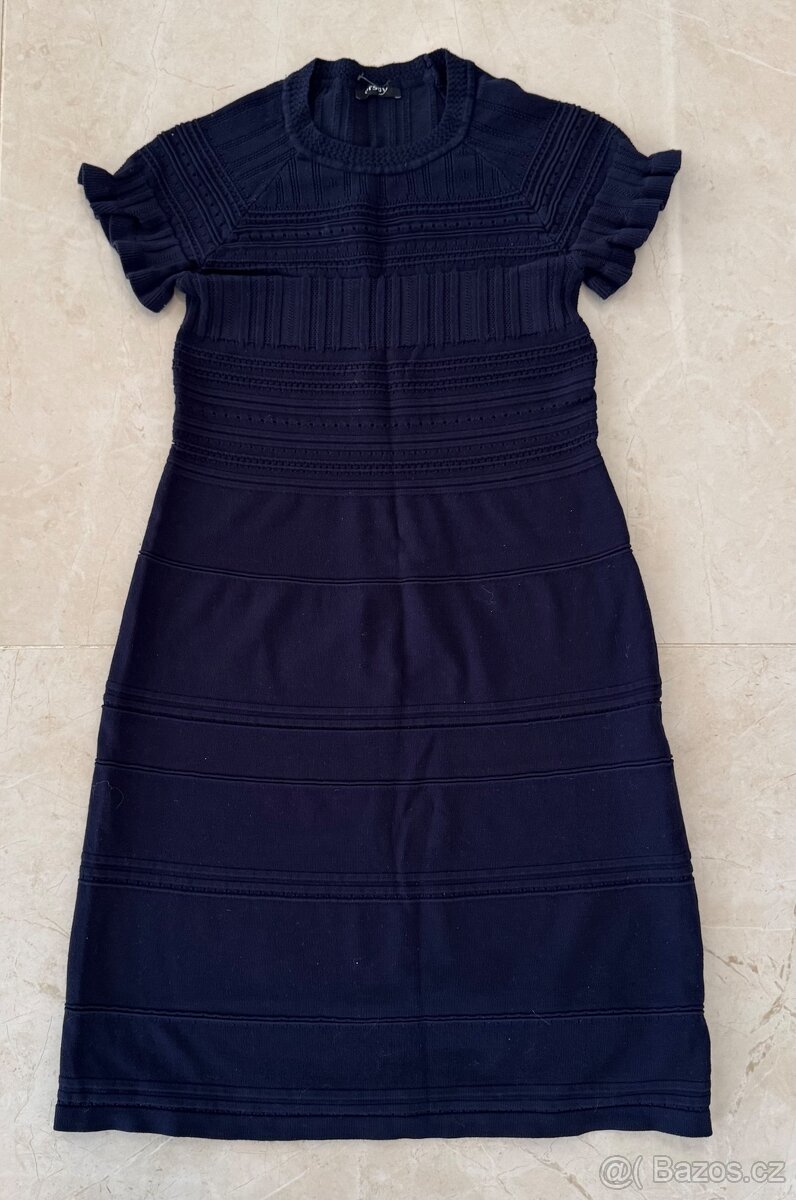 Dámské šaty Orsay