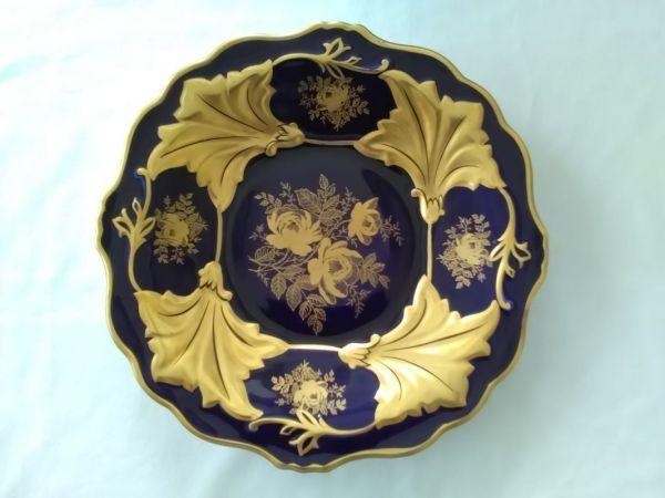 Porcelánový dekorativní talíř-kobalt, plastické zlacení-znač