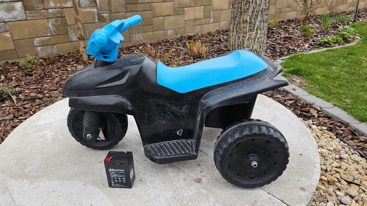 Dětský motocykl (kolo, trojkolka)