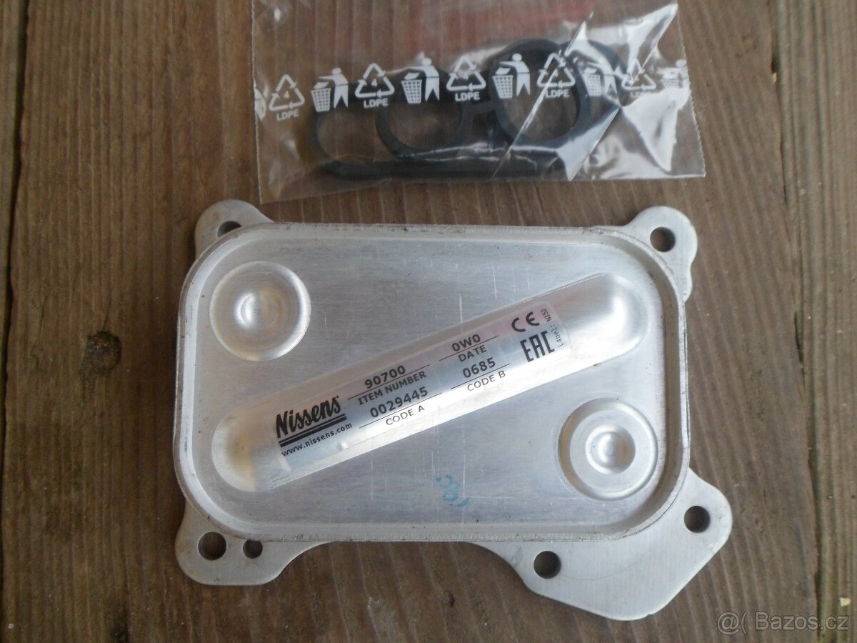Olejový chladič Nissens 90700