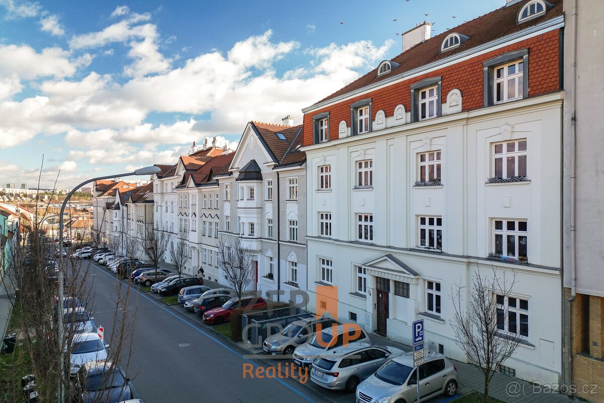 Prodej bytu 2+1 o rozloze 68 m2, ulice Dobrovského, Brno - K