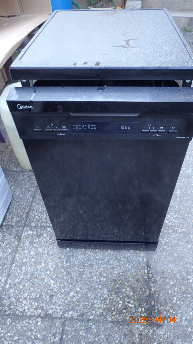 Myčka 45 cm MIDEA MFD45S200B.1-CZ