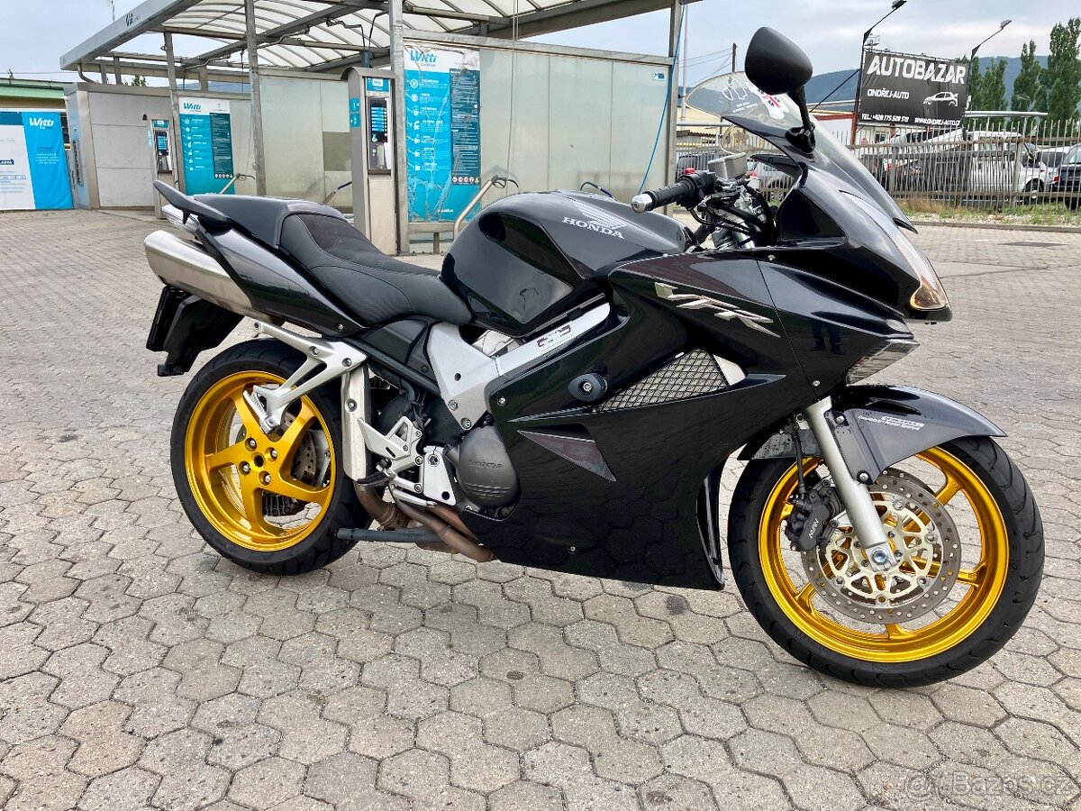 Honda VFR 800 VTEC