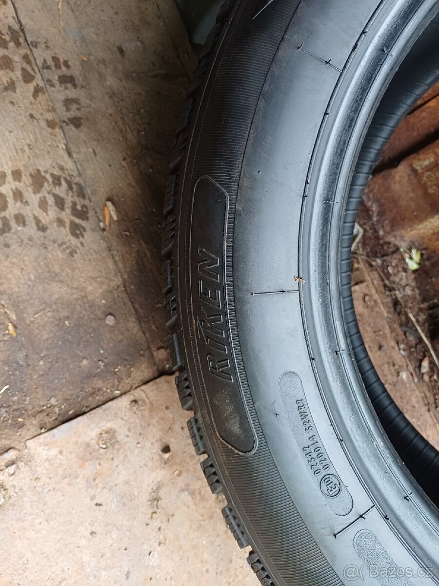 RIKEN 235/60r18 Eurowinter