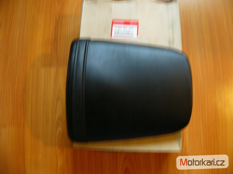HO CBR 1000RR sedadlo spolujezdce