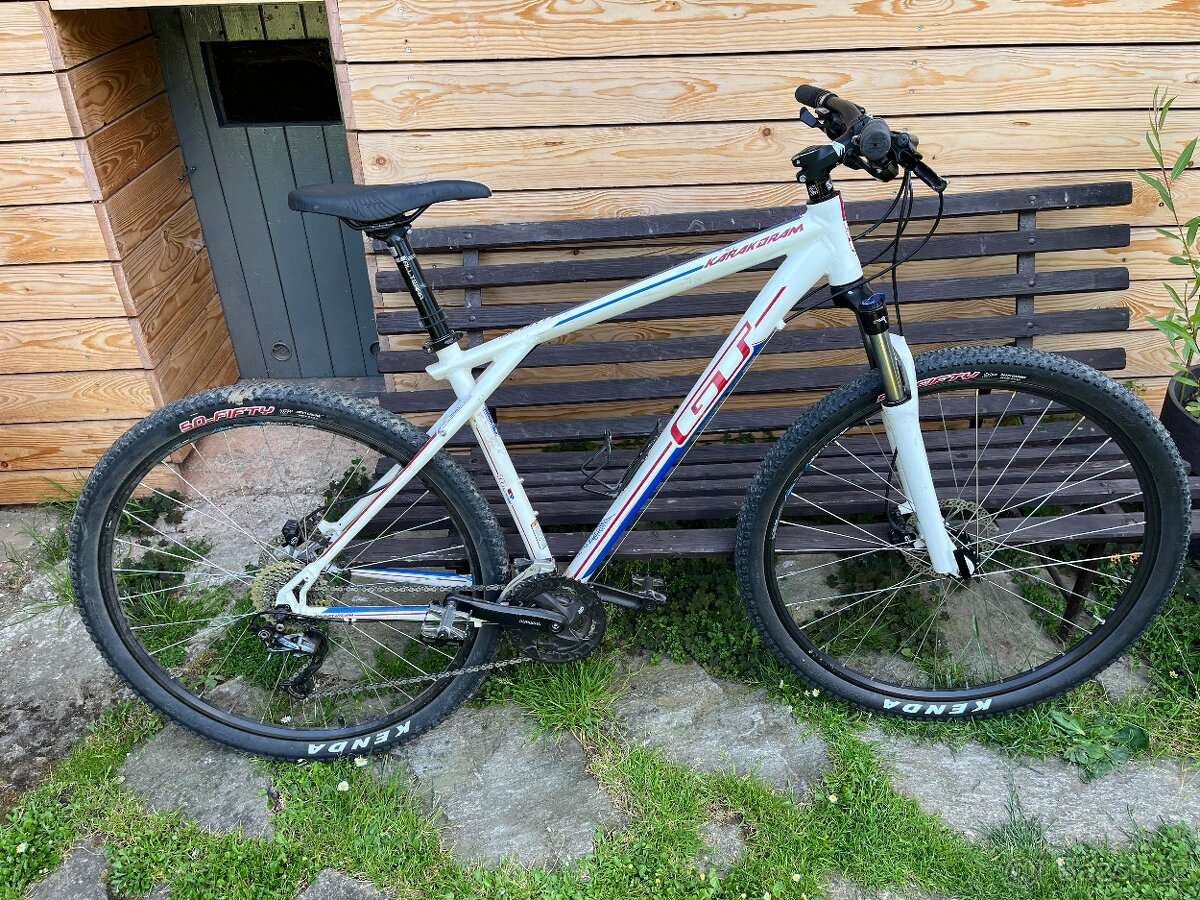 Horské kolo GT karakoram 29