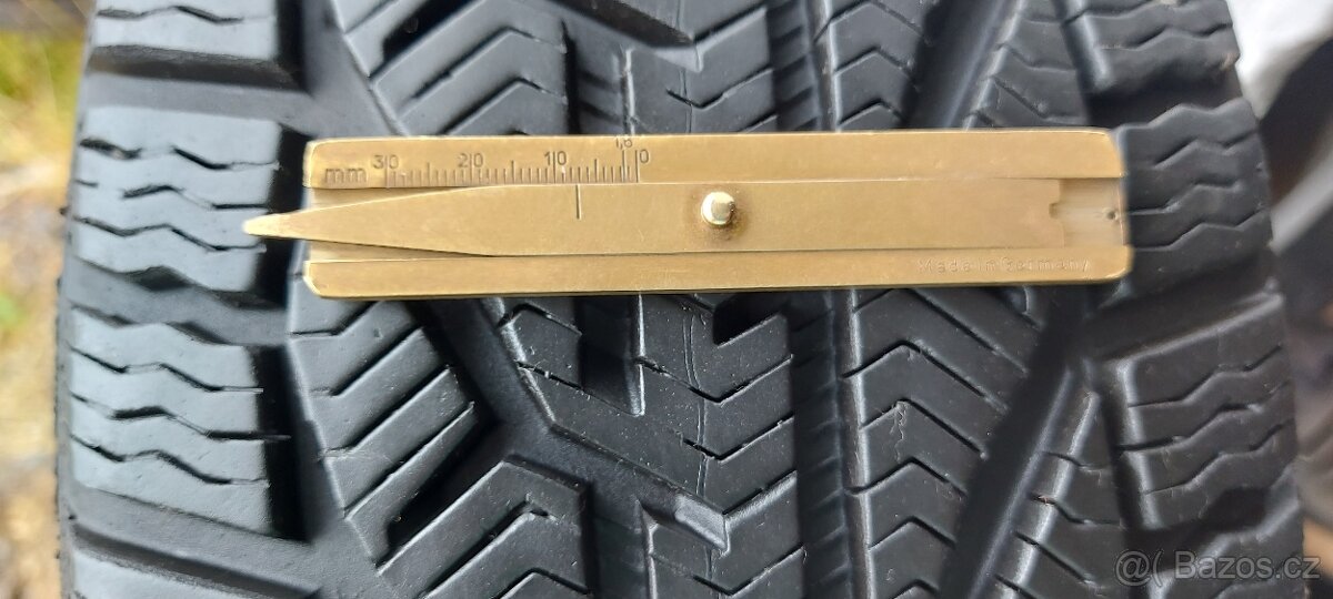 Zimní pneu 185/55R15 Sebring (59)