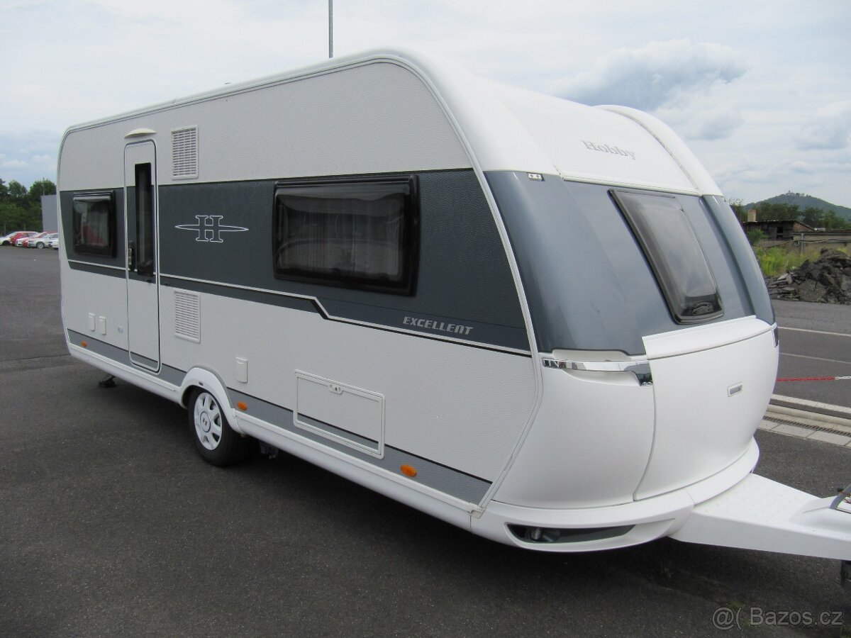 Prodám karavan Hobby 540 UFE,r.v.2018 + mover + předstan.