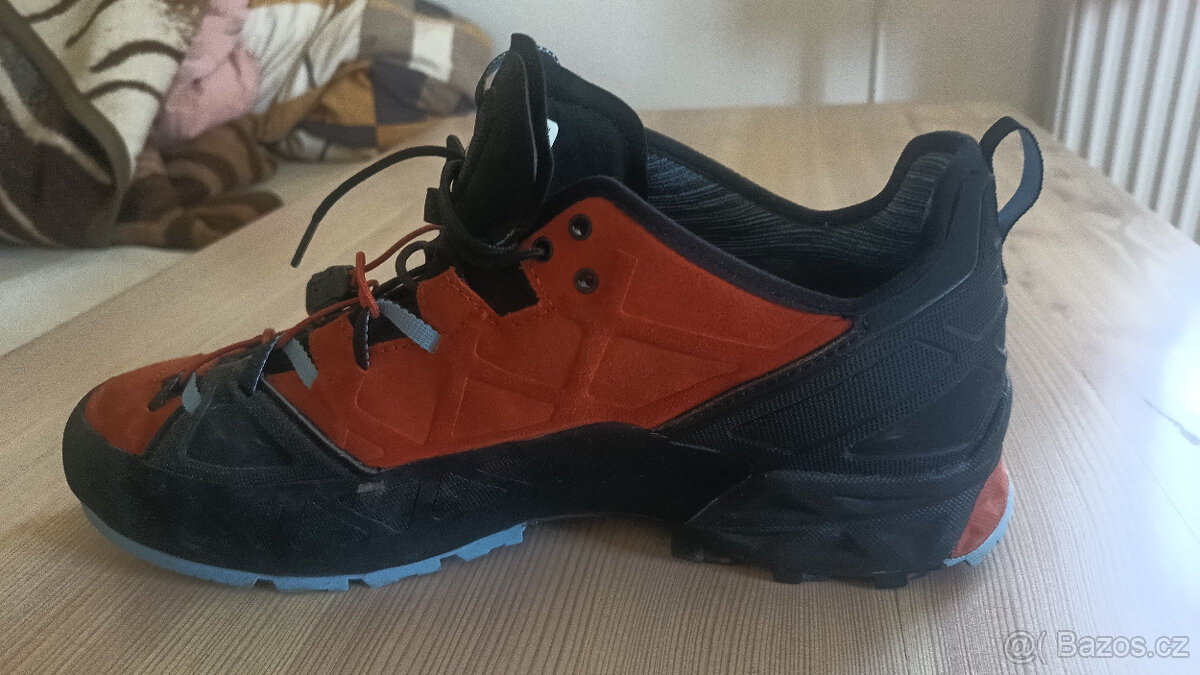 Aku Rock DFS GTX 46,5