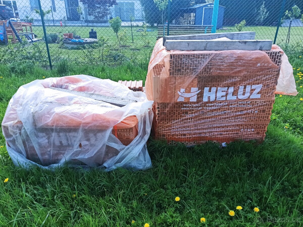 Cihly Heluz 20 25 30