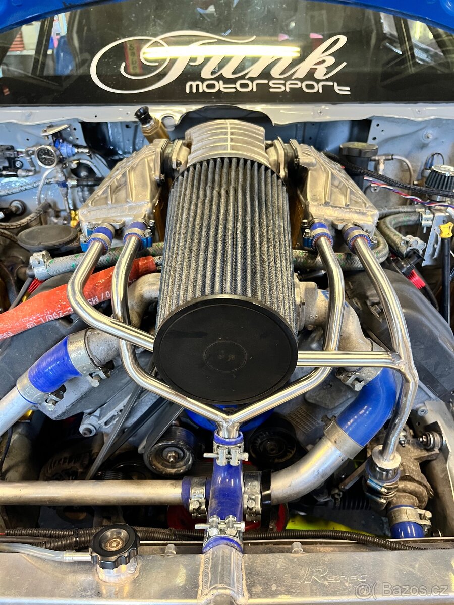 Prodám Motor Range Rover 428ps (AJ33)