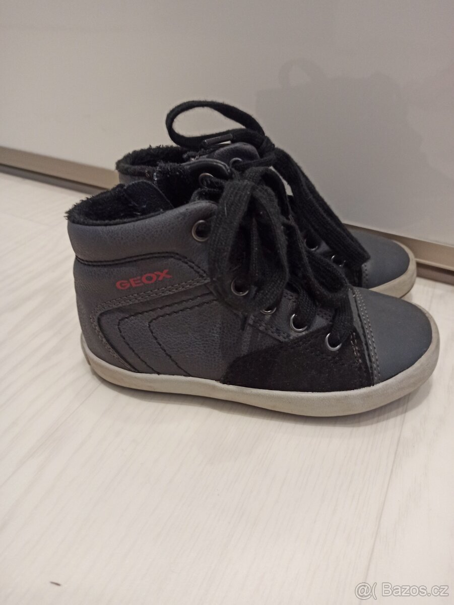 Kotníkove boty Geox