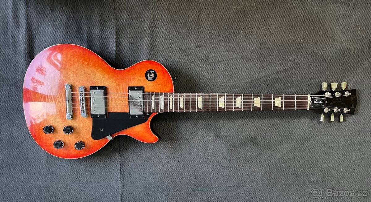 Gibson les paul studio 2005