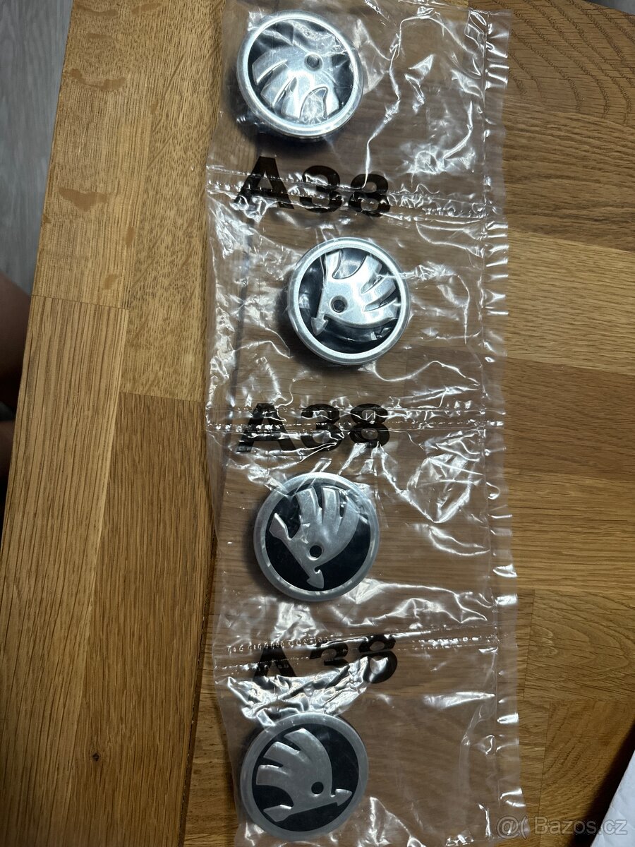 Stredove krytky kol Skoda-ORIGNAL 5E0601151