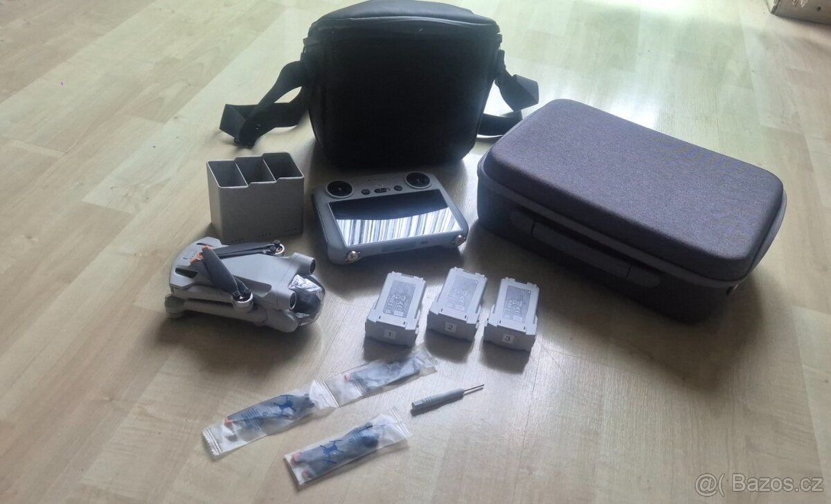 Prodam DJI Mini 3 PRO fly more combo