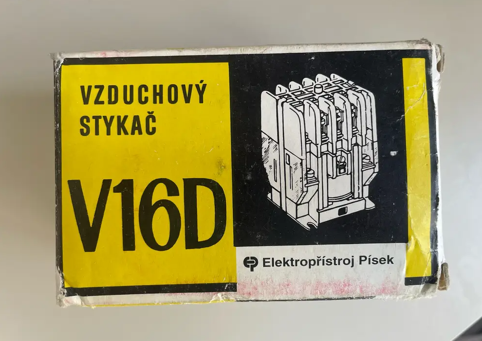 Vzduchový stykač V16D