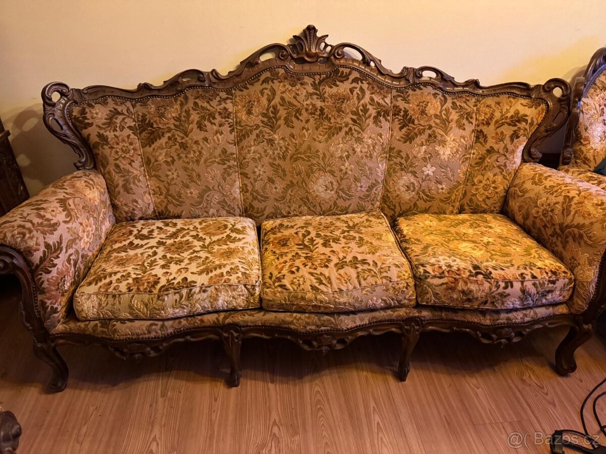 Starožitná sofa + 2 křesla