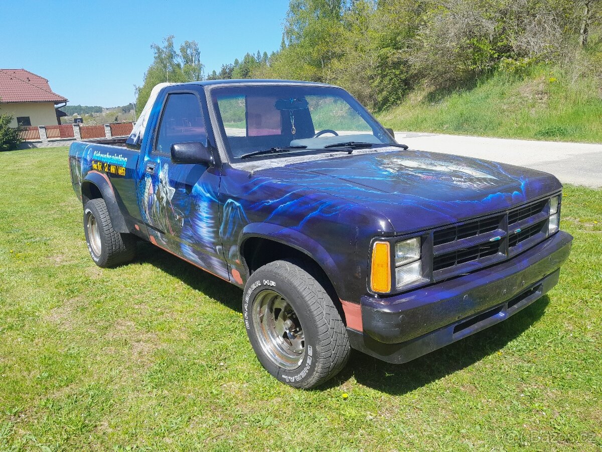 Dodge DAKOTA, 2.2i,71.kw,1988 ojedinělý kousek s airbrushem