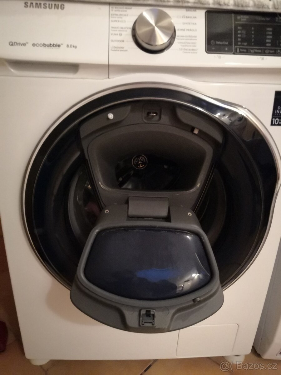 Pračka samsung.na 8 kg prádla