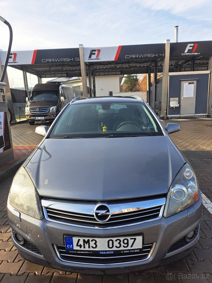 Opel Astra H 1.9 TDI 110 Kw