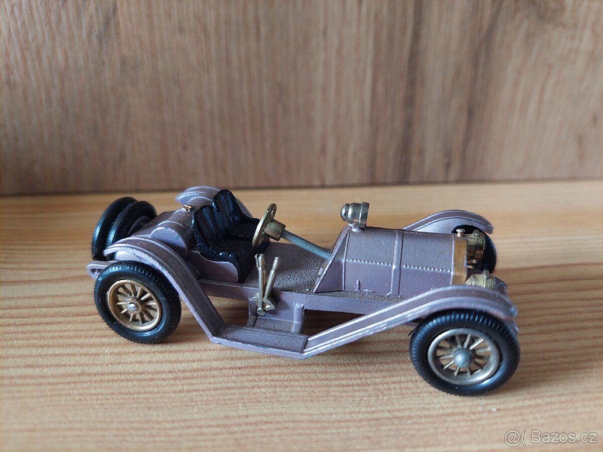 Matchbox yesteryear Y7 MERCER LYLAC
