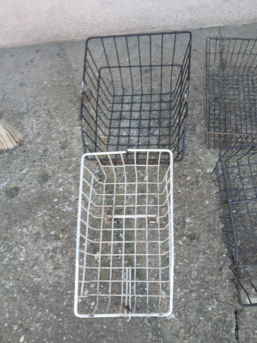 Košiky pro mopedy ruzne,50kc kus